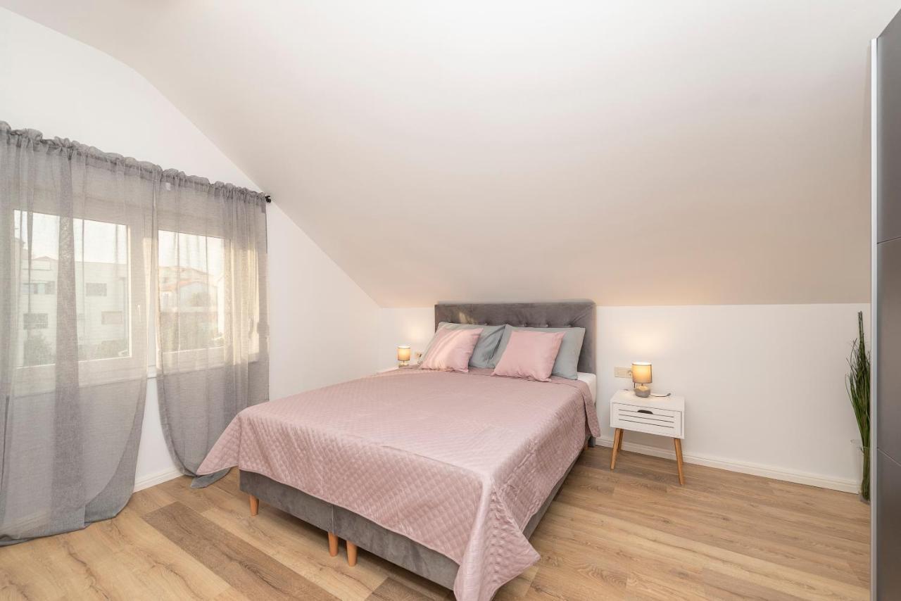 Villa Eni Apartments 1 曼德雷 外观 照片