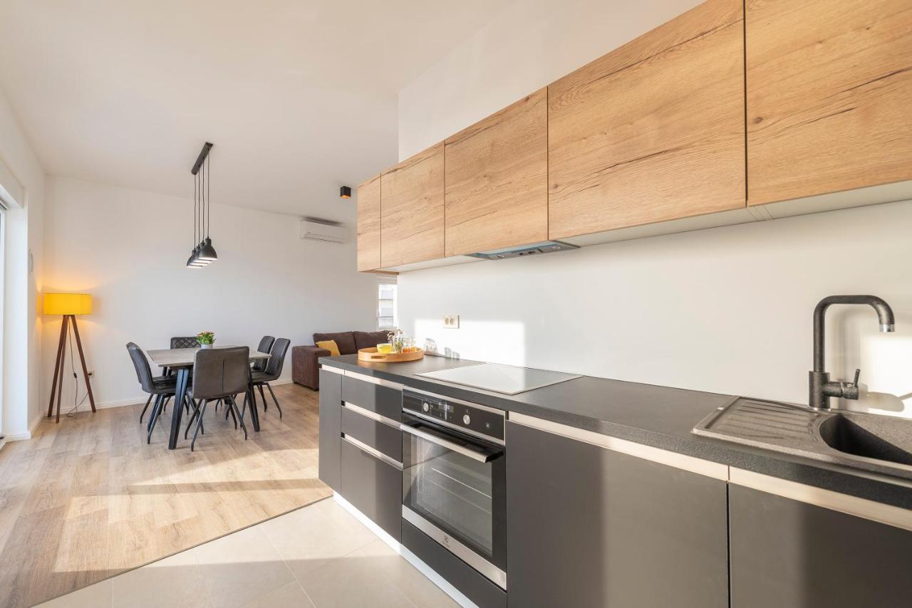 Villa Eni Apartments 1 曼德雷 外观 照片